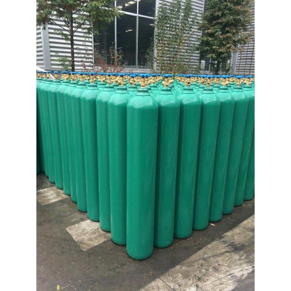Compressed Gas Cylinder in Pressure Vessel