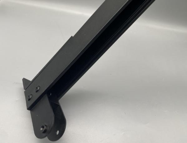 Profil en aluminium de surface personnalisé pour le montage photovoltaïque