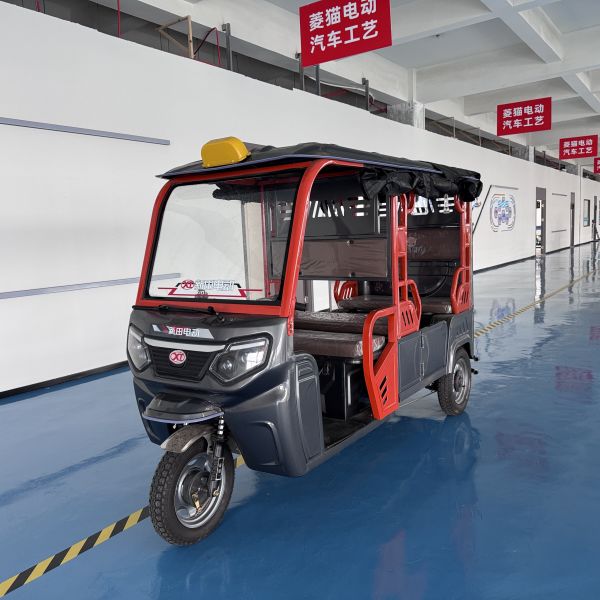 Triciclo Eléctrico de 3 Ruedas para Pasajeros con Capota, para City Sightseeing y Traslado, 4 Asientos