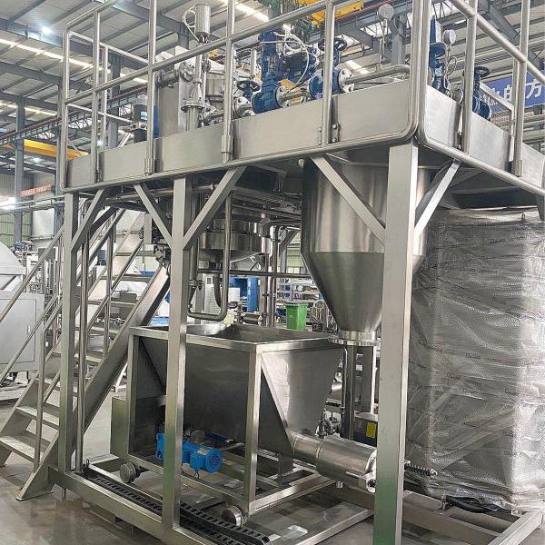 Installation de fabrication automatisée de boisson de systèmes de fabrication avec la ligne remplissante de boisson