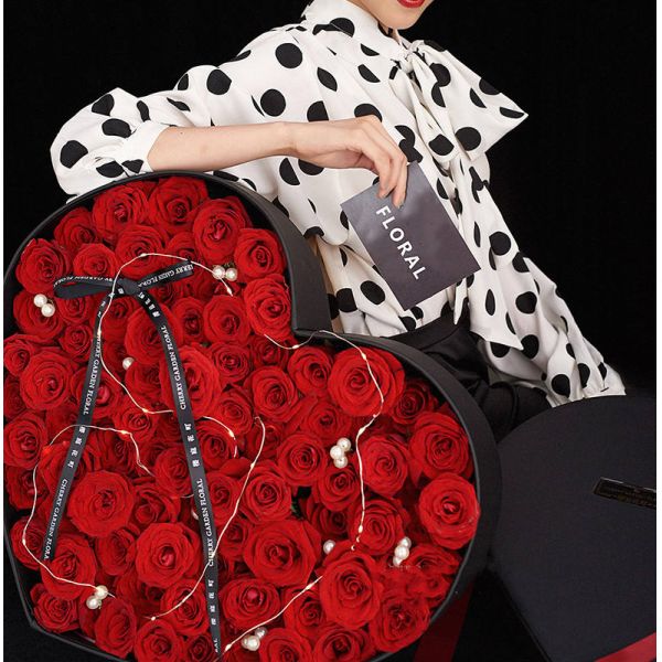 Large Colorful Preserved Rose Bouquet Shaped Hat Heart Printing Paper Gift Flower Box