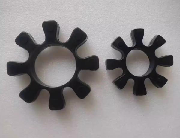 カスタマイズ可能なゴムコップリング用コップリングスパイダー R82 OD78mm x ID31mm x T18mm 黒色