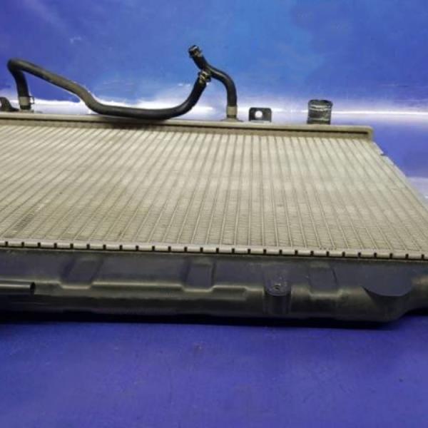 High Quality Auto Parts Radiator 21460-4J600