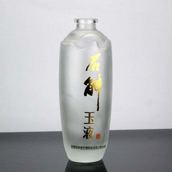 Tipo de sellado de vidrio CROWN CAP 500 ml 750 ml Botella de licor de ginseng de licor medicado