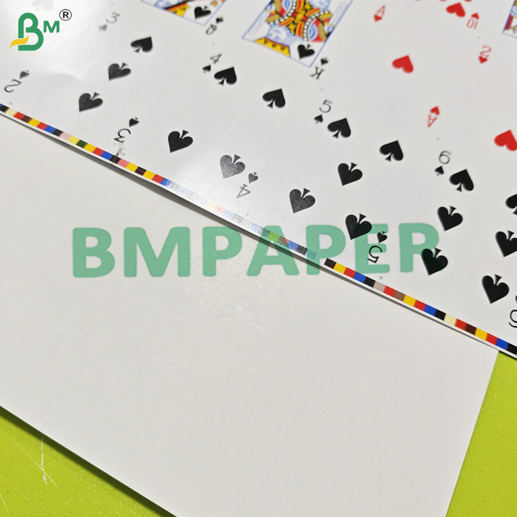 310gsm Linen Finish Playing Cardstock Paper 642 x 452mm Durable Black Core