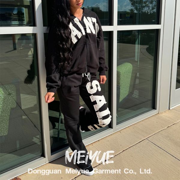 Embroidered Patch Sweatpants And Hoodie Set Ladies Jogging Suits Heavyweight