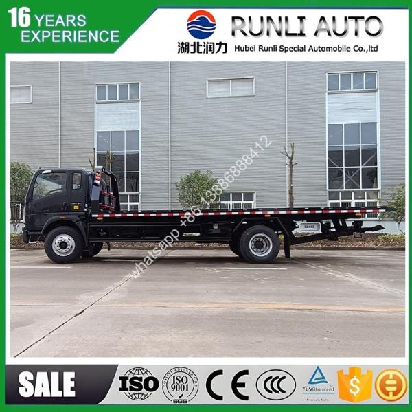 Hydraulic Flatbed Wrecker Truck with 40KN Winch, 6-Speed Transmission, 5.6M Anti-Slip Platform