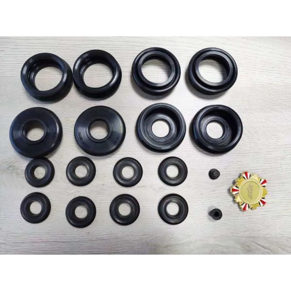 04906-36170  47535-36050 DV99 Toyota Dyna Brake Pump Cover