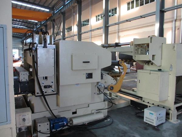 50HZ Oil Bath Automatic Feeder For Belt Feeder Assembly Parts , Metal Mold Stamping Processing
