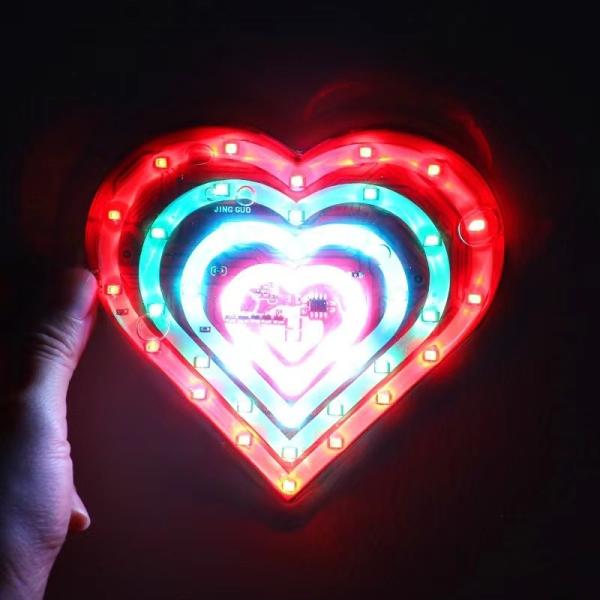 O diodo emissor de luz sete da motocicleta 12V coloriu o pêssego que claro do amor a cauda traseira estourou a luz de piscamento