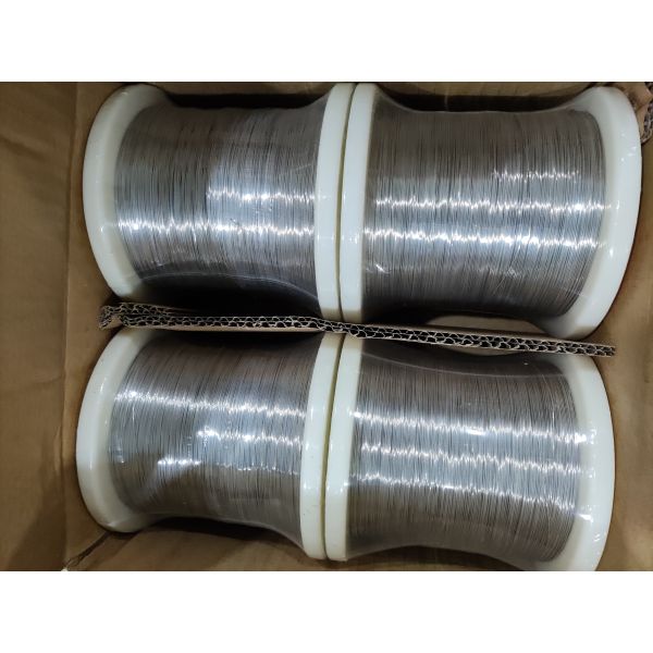 Cr10Ni90 Nichrome Alloy Wire Superior High Temperature Stability Low TCR