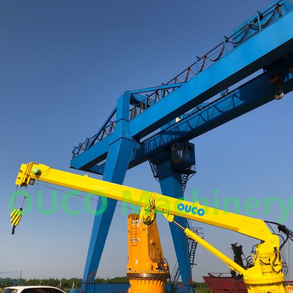 Electro телескопичные палубные судовые краны корабля цилиндра 0.2t 20m