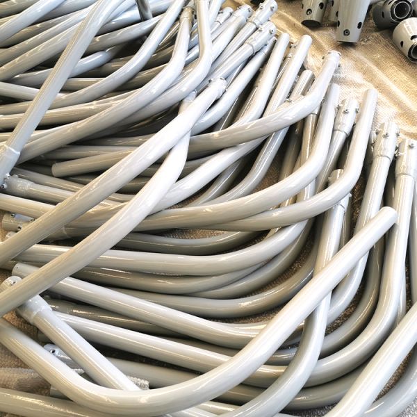 15m Octagonal Stainless Steel Street Light Pole Q235b Double Arm