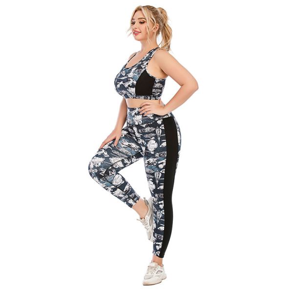 Oversized Patterned Yoga Pants Customized Hip Lifting Sports Leggings For Fat Lady