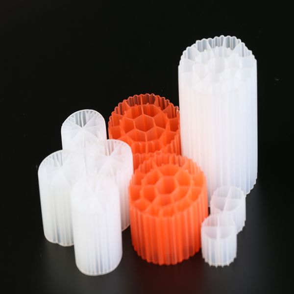 Цвет biopipe MBBR средства массовой информации фильтра белые и материал K3 HDPE сотрясают сопротивление и хороший фильтр пруда ifas k1 поверхностной области