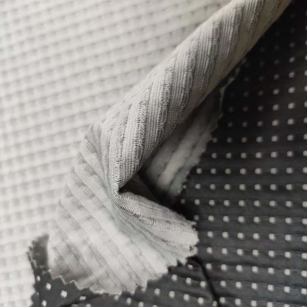 100% Polyester Two Layers Of Mesh Fabric Sportswear 4 Way Stretch Breathable 170G
