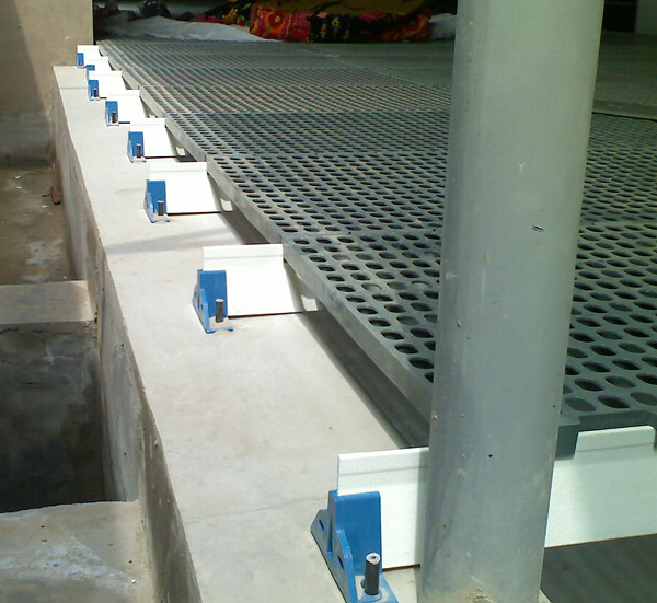 Corrosion Resistant FRP Support Beams Designed For Pig Farm Floor Ensuring Durability