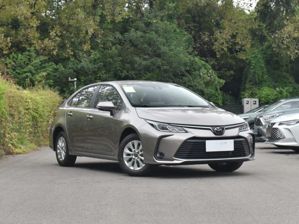 Popular Used Cars Compact Car with CVT Infinitely Variable Speeds Transmission and 4 Door 5 Seats Saloon Body Structure