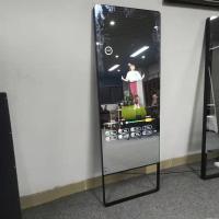Quiosco mágico elegante portátil 3d de la exhibición de la señalización de Digitaces del espejo virtual