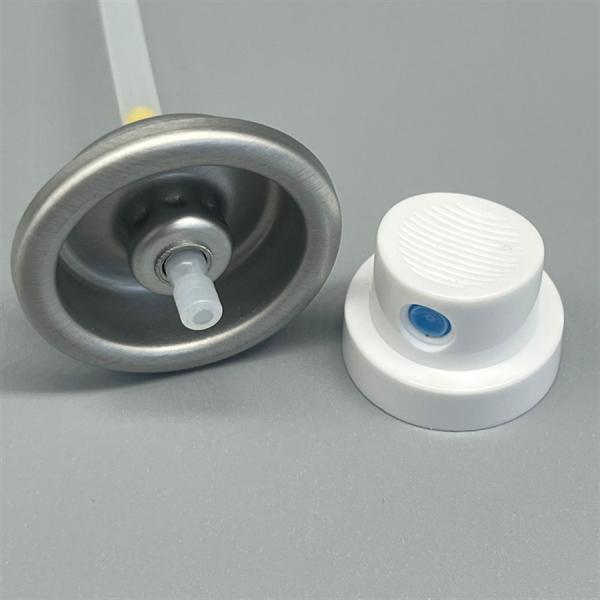 Valve de pulvérisation du corps de déodorant polyvalente avec buse pour les soins cosmétiques et personnels avec une performance de distribution uniforme