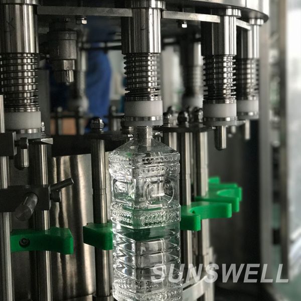 Жидкостная машина завалки пищевого масла 50 Ml 3700 Ml автоматизированный паковать