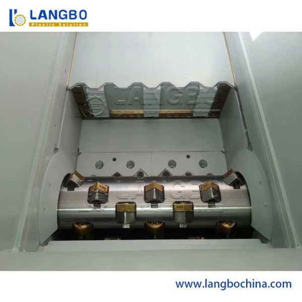 Plastic Pipe Shredder Machine Replaceable Blade System For Profile Recycling