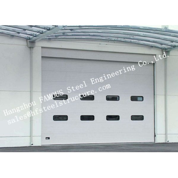 Элегантность современных алюминиевых промышленных дверей гаража присутствующая современная с холеными линиями
