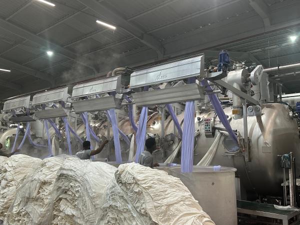 HTHP Low Consumption Fabric Dyeing Machine Adjustable 420r/Min Fabric Speed