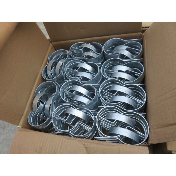 Material Galvanized Iron Wire Or PVC Coated Iron Wire PVC Sprayed Electric Galvanized Chain Link  Fence