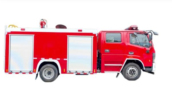 Dongfeng Yunnei 170HP Water Tank Fire Truck Double row Cab Welded Frame National Ⅵ