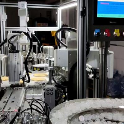 Machine d'assemblage de capuchons CRC pour les capuchons de déshydratant 1500-8500 pièces/heure