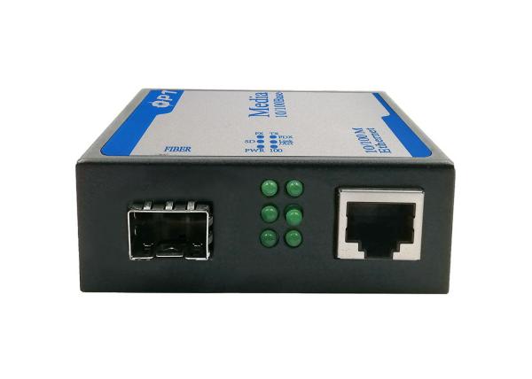 AC 100~250V Fiber Optic SFP Media Converter Low Power Consume With One SFP Slot
