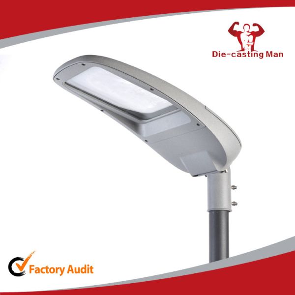 Black And Grey IP66 Aluminum Light Housing 120w Power 684*300*185mm Size