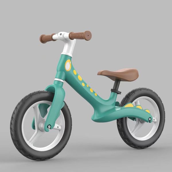 Детский велосипед с двумя колесами и педалью с двумя задними колесами для малышей в возрасте 1-3 лет