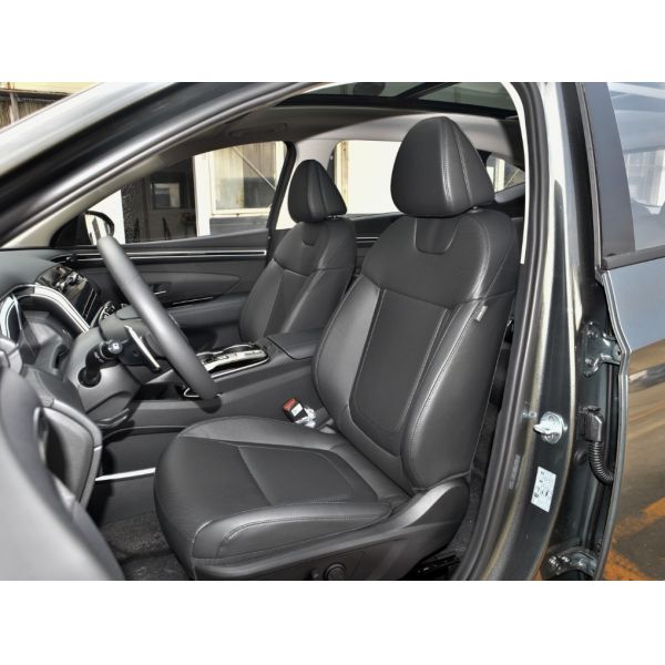 Left-Steering 2023 Hyundai Tucson Automatic Two-Drive Lux Version Gasoline Car 1000-1600CC