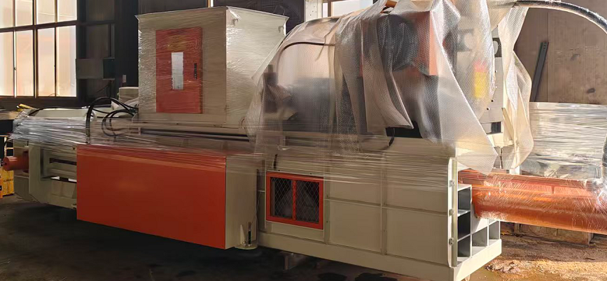 Fully Auto Hydraulic Baler Press Machine PLC Control Touch Screen High Strength Steel Frame