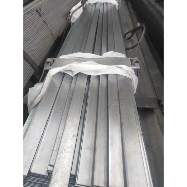 SAE1045 Cold Drawn Carbon Steel Flat Bar 45# Hot Rolled SAE 1045