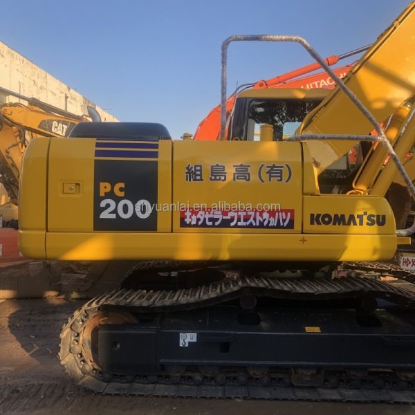 20253 kg Poids de fonctionnement Excavateur Komatsu PC200-7 utilisé avec soupape hydraulique d'origine