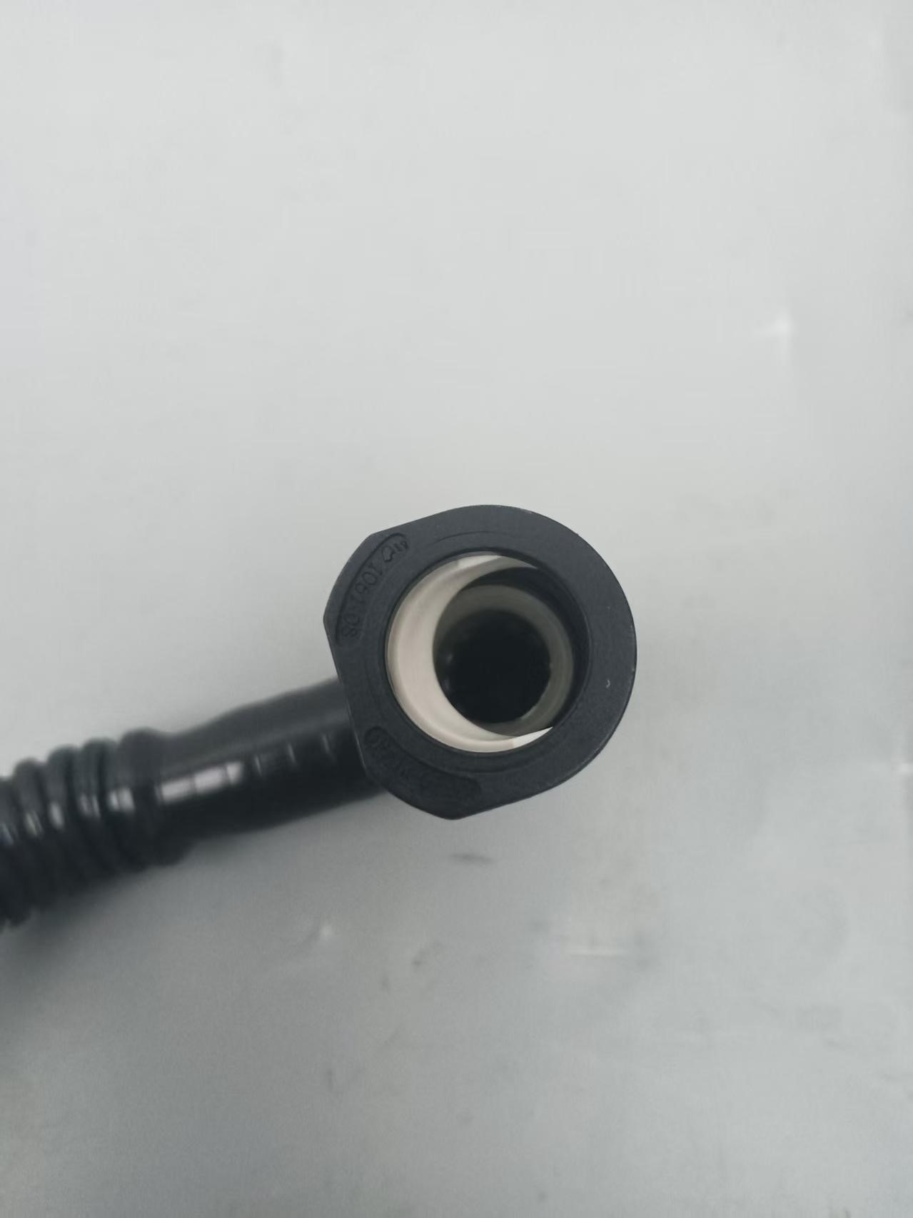 Original quality exhaust gas recirculation pipe 04E 133 781 A for Volkswagen Bora