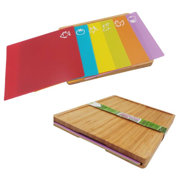 Non Slip Bamboo Cutting Board Customized Size With 5pcs Functional Silicone Mats