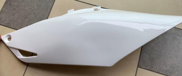 CRF250 Motor Spare Parts Rear Side Cover PP Material Carton Packing