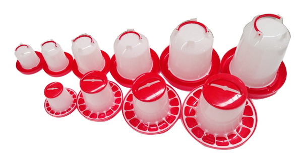 Poultry Pan Bucket 3kg 6kg Plastic Chicken Feeder For Water Drinker