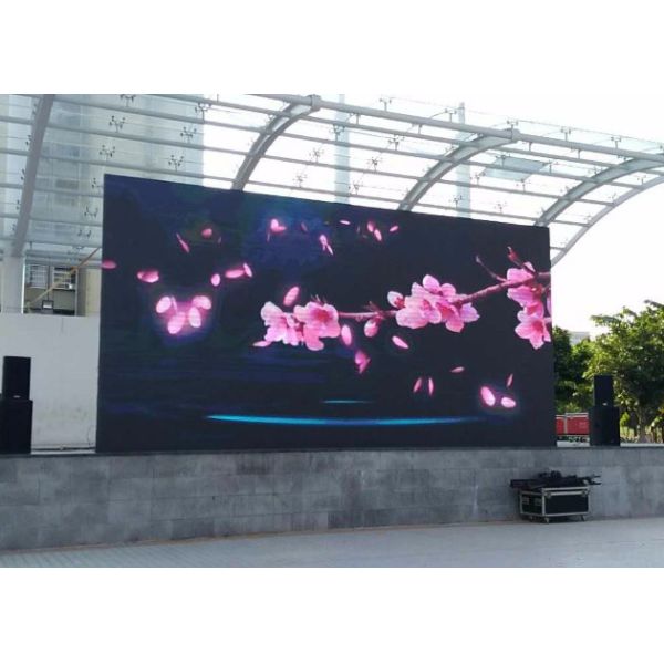High Brightness P8 High Resolution LED Display Commercial Billboard Durable