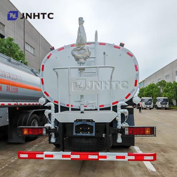 New SHACMAN Water Transport Truck 6*4 Type 20CBM Road Cleaning Sprinkler Truck Sale