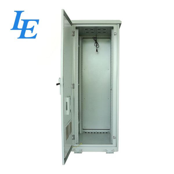 LE Manufacturer 12U 42U Outdoor Network Cabinet IP65 Rated Server Rack