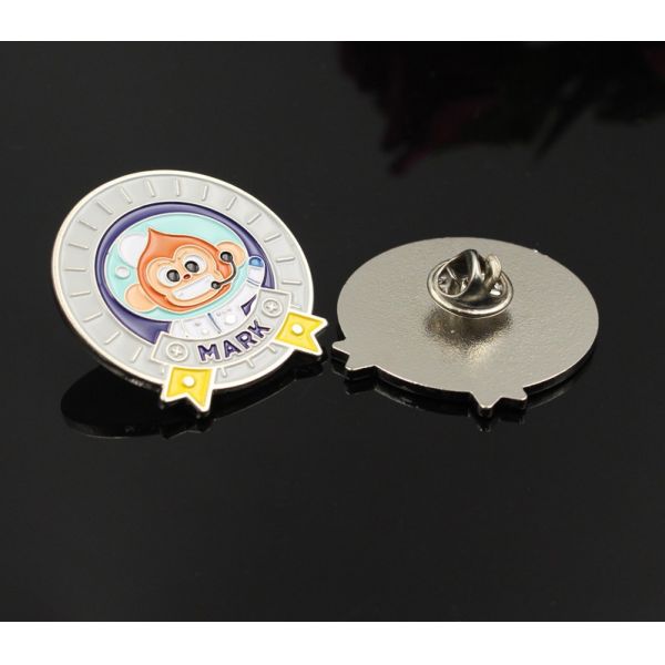 Customized school brooch pin cartoon stamping paint animal monkey electroplating bright nickel enamel advertising