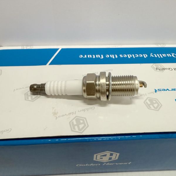 K16PR-U11 3130 Platinum Car Spark Plugs For Toyota Honda Nissan Mazda Mitsubishi