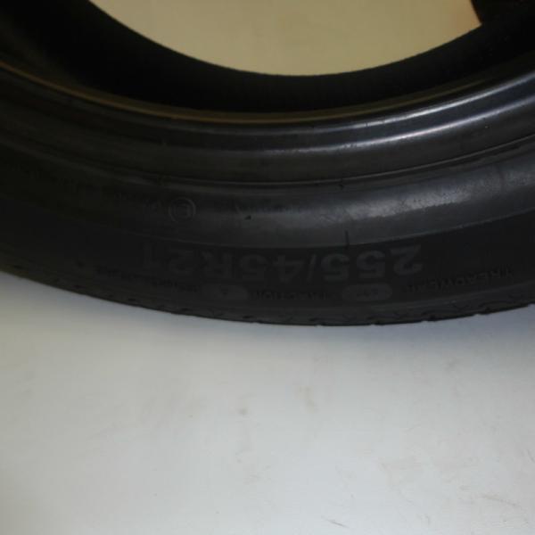 21 Inch 14.5KG Winter Summer Steel Belted Radial Tires SUV 255 45 R21