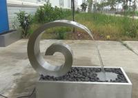 La ducha de acero inoxidable de la fuente 304 arqueó la cortina de agua de la cobra para la piscina