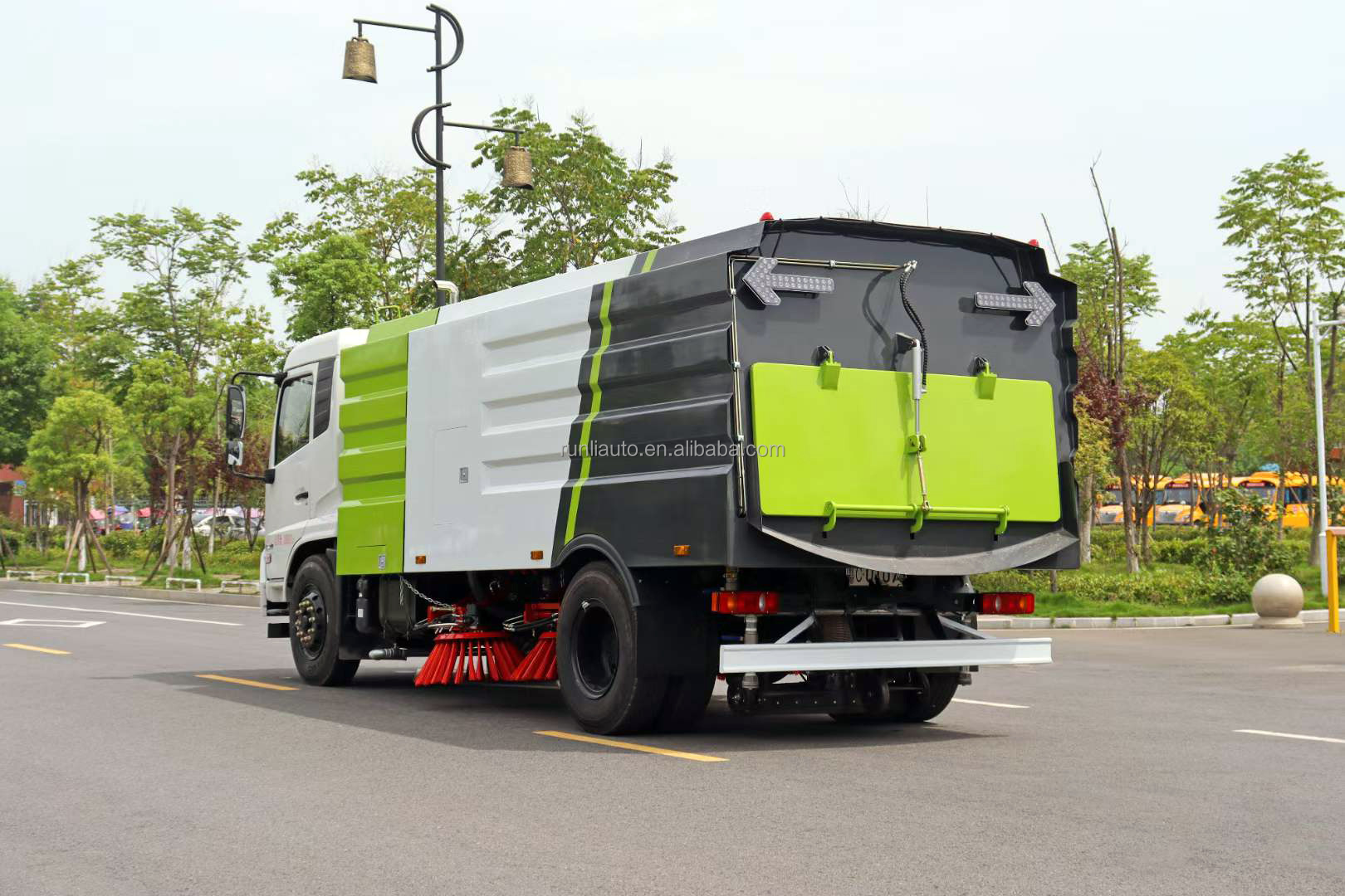 Prix d'usine DFAC DongFeng TianJing 4x2 camion de nettoyage routier 5-20cbm camion de balayage routier camion de nettoyage